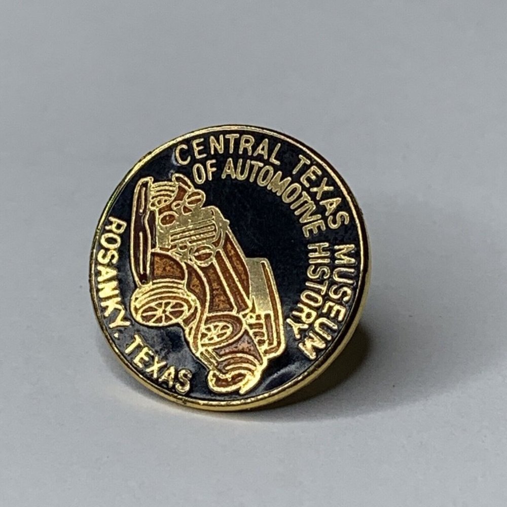 Central Texas Museum Of Automotive History Pin Rosanky, Texas Gold Tone - Picture 2 of 6